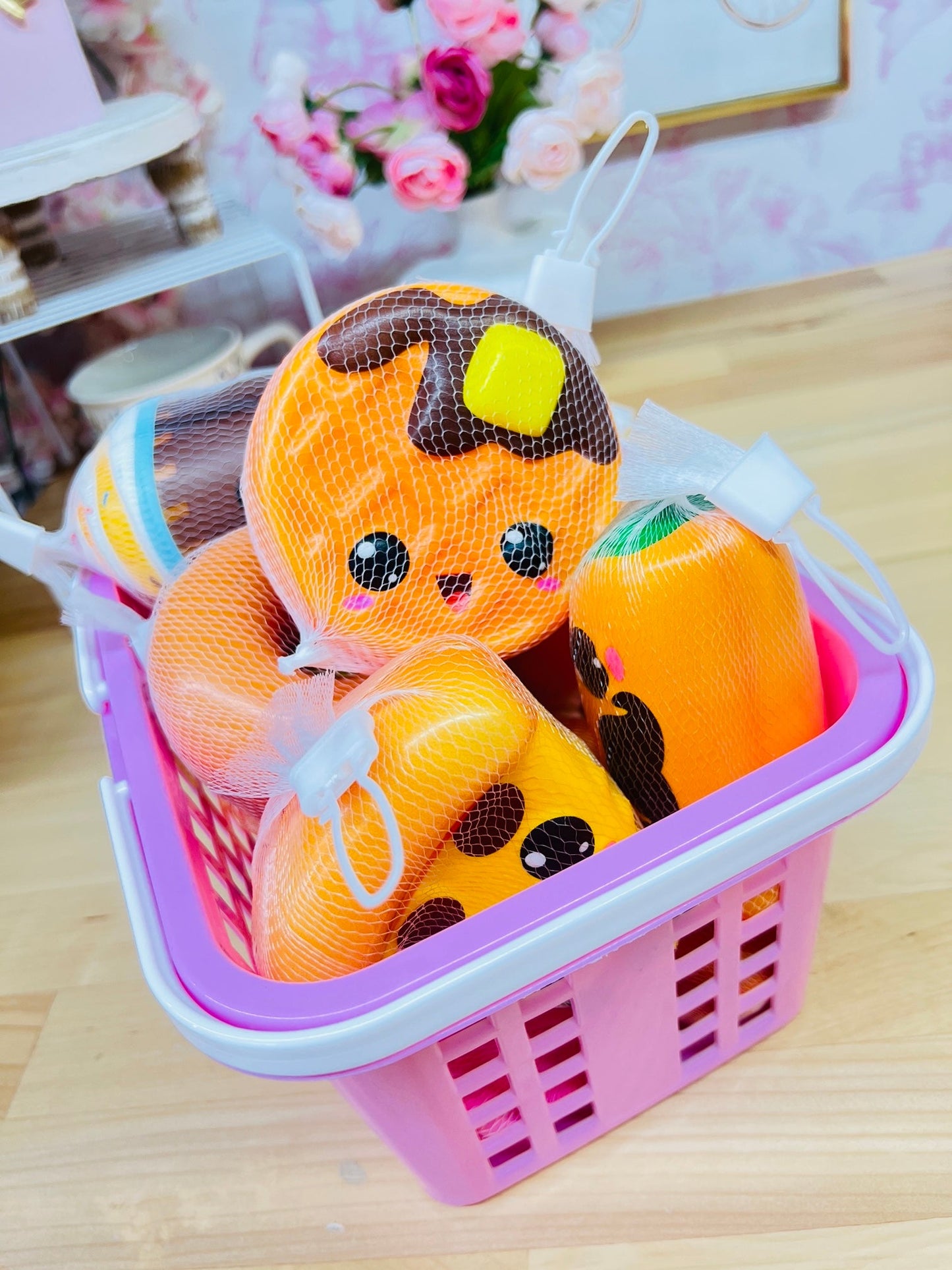 MYSTERY SQUISHY FOOD TOY