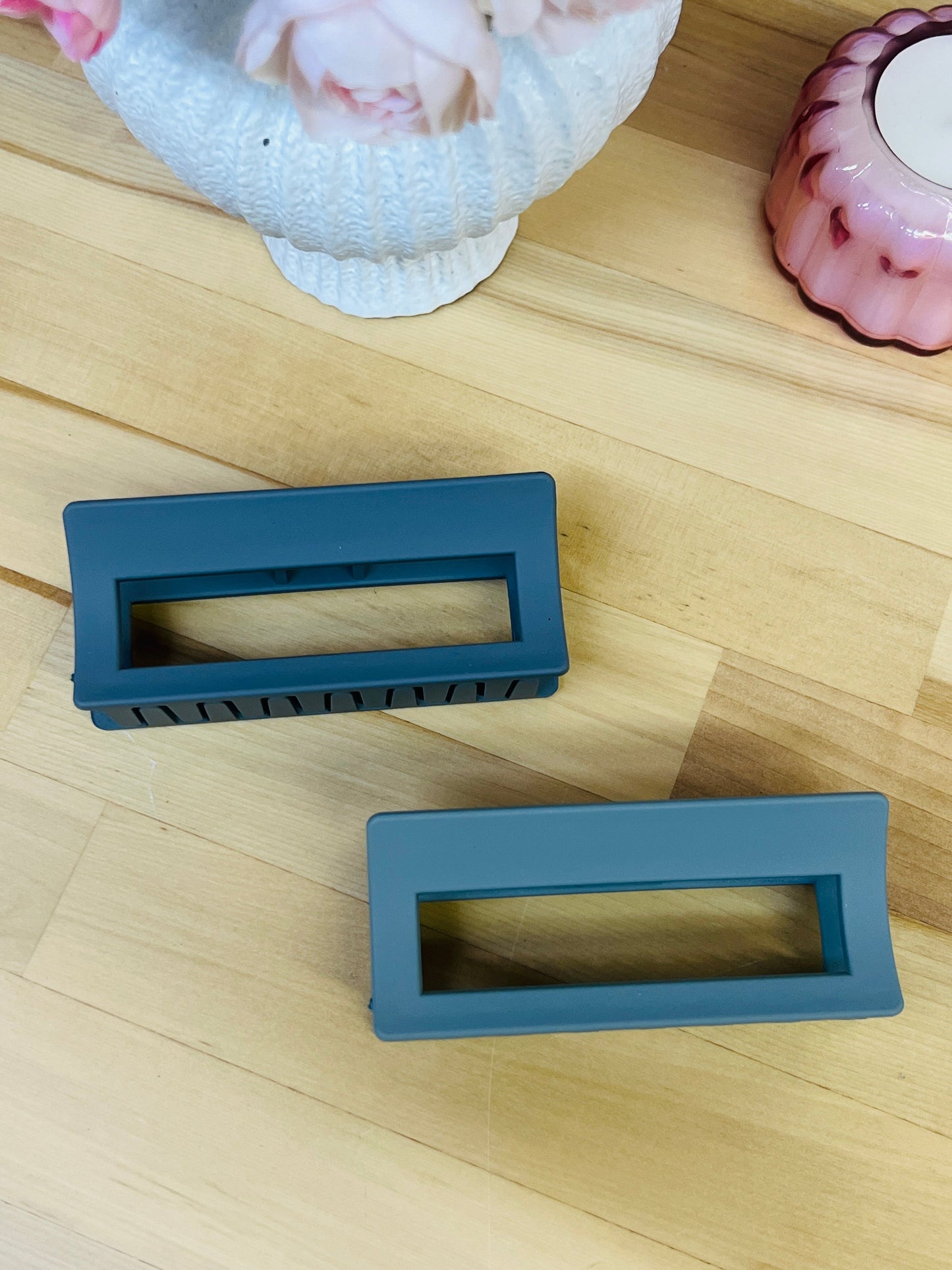 4” MATT HAIR CLIP