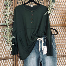 Load image into Gallery viewer, 1/4 Sleeve Button Top: Olive
