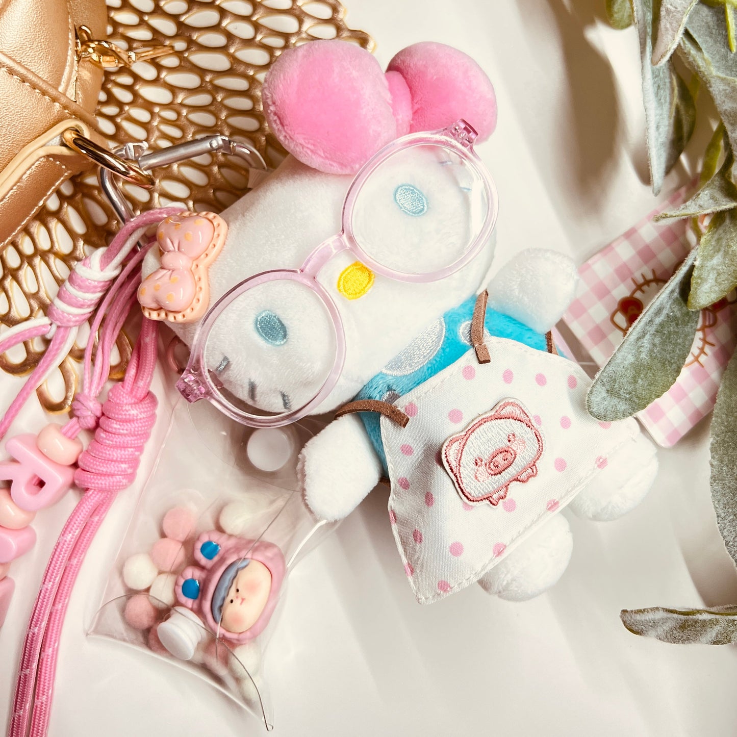 HANDMADE BAG CHARMS ~ OFFICIAL H. KITTY W/GLASSES
