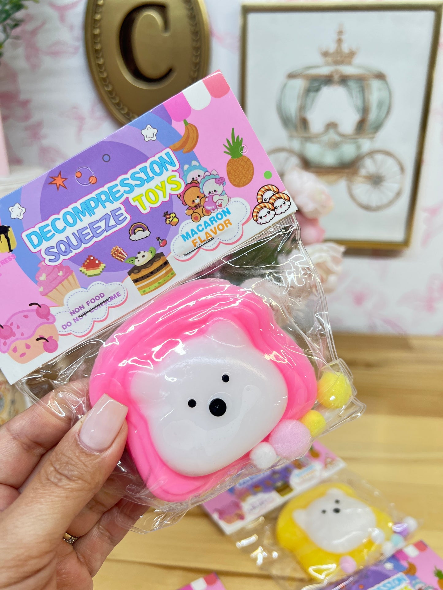BEAR TOAST SQUISHY TOAST