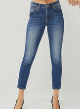 Load image into Gallery viewer, Risen Ankle Skinny Jeans
